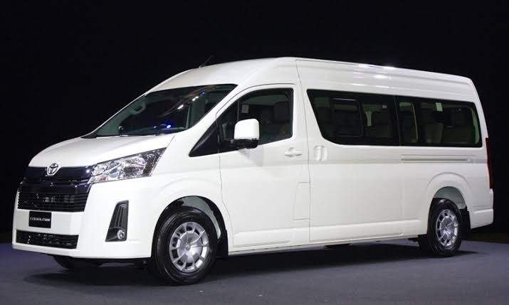 Van, picture 1 of 2